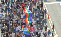성 소수자 축제, 美 동성결혼 합법에 '무지개 물결' 후끈