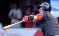 한화 정근우, 2016 프로야구 개막 첫 안타…김태균 첫 타점