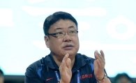 [포토]박수치는 이민현 감독