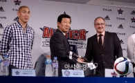 [포토]포즈 취하는 두 올스타 감독과 차두리·염기훈