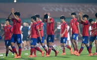 [포토]축구대표팀, '아쉬운 은메달'