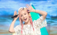 [포토] 태연, 시스루입고 귀엽게~