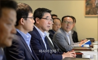 [포토]발언하는 이기권 장관
