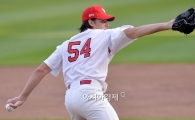 [포토]세든, '시즌 첫 승을 향해'
