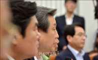 [포토]모두 발언하는 김무성 대표