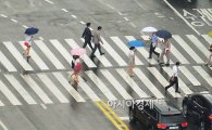 [날씨] 전국에 비…우산 챙기세요