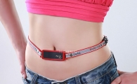 차고 있으면 뱃살이 쏙 ‘괴물벨트’ 등장