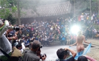 [포토]장흥 물축제 홍보 세미누드촬영대회 성황