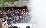[포토]장흥 물축제 홍보하는 세미누드모델