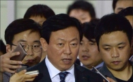 [포토]답변하는 신동빈 롯데 회장