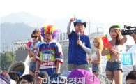 [포토]장흥 물축제 폐막선언하는 김성 장흥군수
