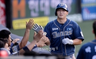 [포토]나성범, '추가 득점 성공이야'