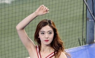 [포토] 치어리더, 초미니 입고 과감한 동작