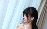 [포토] 中 미소녀, 육감 뒤태 드러낸 아찔한 란제리