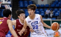 [포토]돌파 시도하는 KCC 김민구
