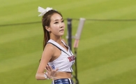 [포토] 치어리더, 시선 사로잡은 '구릿빛 각선미'