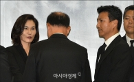 [포토]이서현, 김재열 부부, 故 이맹희 명예회장 빈소 조문