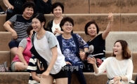 [포토]제6회 아시아경제 직장인밴드 대회, 즐거워 하는 시민들
