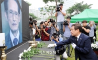 [포토]윤장현 광주시장, 고 최현열 선생 민주사회장 노제 참석