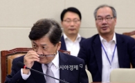 [포토]생각에 잠긴 정진엽 보건복지부 장관 후보자