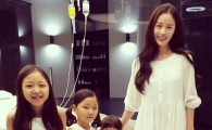 김태희, 정웅인 세 자매와 인증샷 "눈부신 그녀들"