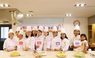 신세계푸드, 다문화가정 요리교실 진행
