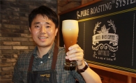 [유통핫피플]흑맥주 닮은 커피로 올 여름 '200만 커피' 주인공 꿰찬 이 남자