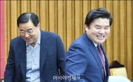 [포토]회의 참석하는 원유철 원내대표