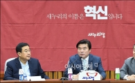 [포토]발언하는 원유철 원내대표