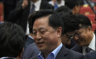[포토]중앙위 참석하는 김두관 전 지사