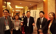 '해외 인재영입' 발벗고 나선, 박진수 LG화학 부회장