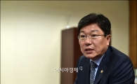 [아시아초대석]윤상직 장관 "창조경제센터가 수출 플랫폼입니다"