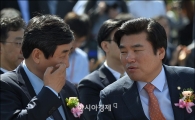 [포토]이야기하는 여야 원내대표