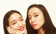 전도연, 과거 김고은과 찍은 셀카 보니…"카리스마 여배우들의 만남"