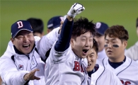 ‘박건우 끝내기 안타’ 두산, 넥센 잡고 준PO 첫 승