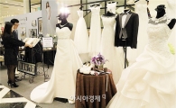 "백화점에서 품격있는 결혼 준비하세요"