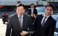 [포토]입장하는 신동빈 회장