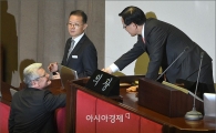 [포토]악수하는 정의화·요아힘가우크 독일 대통령