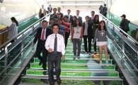 "건강 챙기고 기부도 하세요"…부천시, 신중동역에 '건강계단' 설치