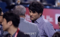 [포토]플레이오프 3차전 관람 온 박찬호