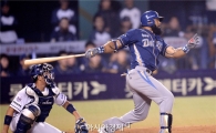 [포토]동점 1타점 적시타 치는 NC 테임즈