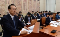 동북아역사특위, 양보없는 '교과서 전쟁'