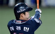 [포토]허경민, '선제 솔로 홈런 쾅!'