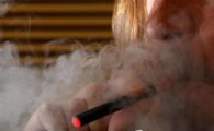 [건강을 읽다]전자담배…천식 위험 두 배  