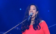 [포토] 호란, 매혹적인 레드 원피스