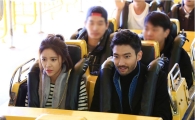 황정음·최시원 놀이공원 데이트 포착…박서준은?