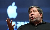 워즈니악 애플 창업자 "애플의 폐쇄성, 좋아하지 않는다"