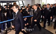 [포토]김영삼 전 대통령 빈소 찾은 국무위원들 