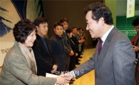 [포토]이낙연 전남지사,전남 사회적경제인 한마당 행사 참석