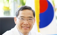 전남대병원 윤택림 병원장,"대한민국 세종대왕 나눔봉사 대상" 수상